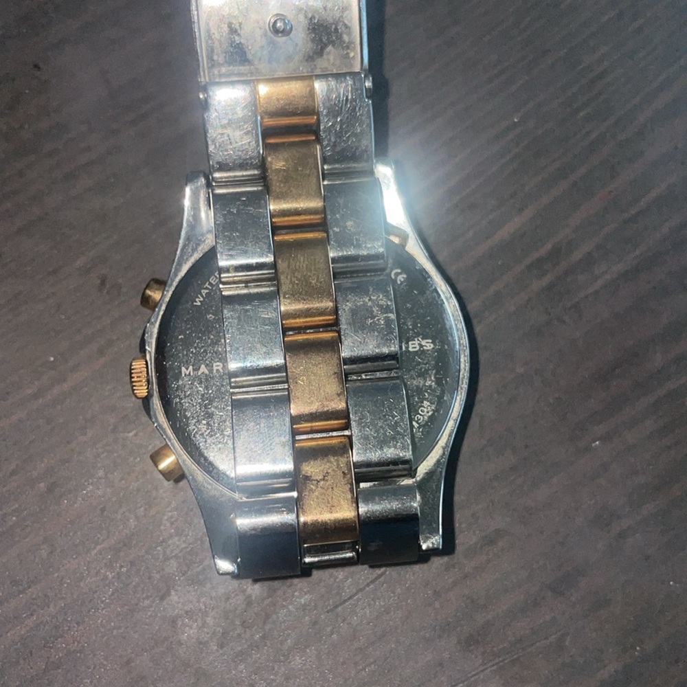Marc Jacobs Watch! - Picture 3 of 4